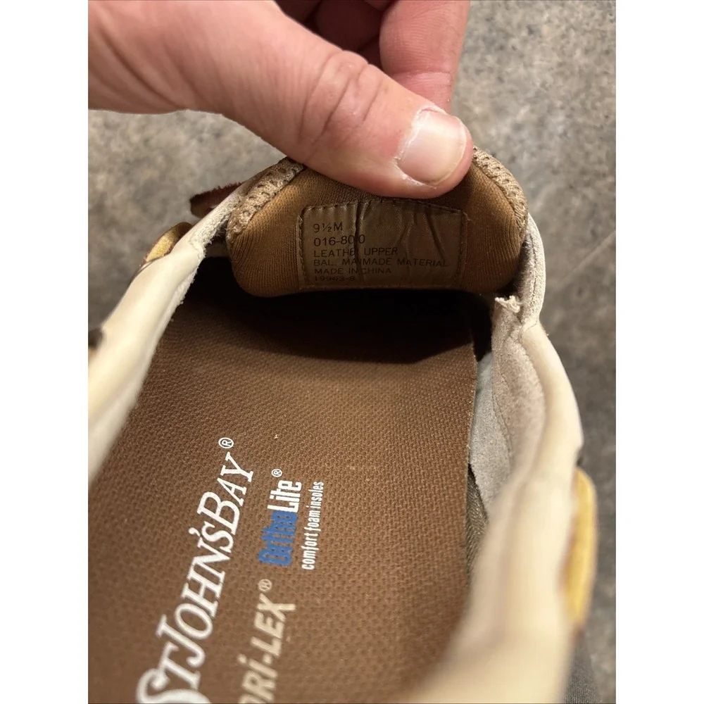 St John's Bay Boat Shoes Men's Sz 9.5 M 016-8000 Tan Brown Excellent Cond.